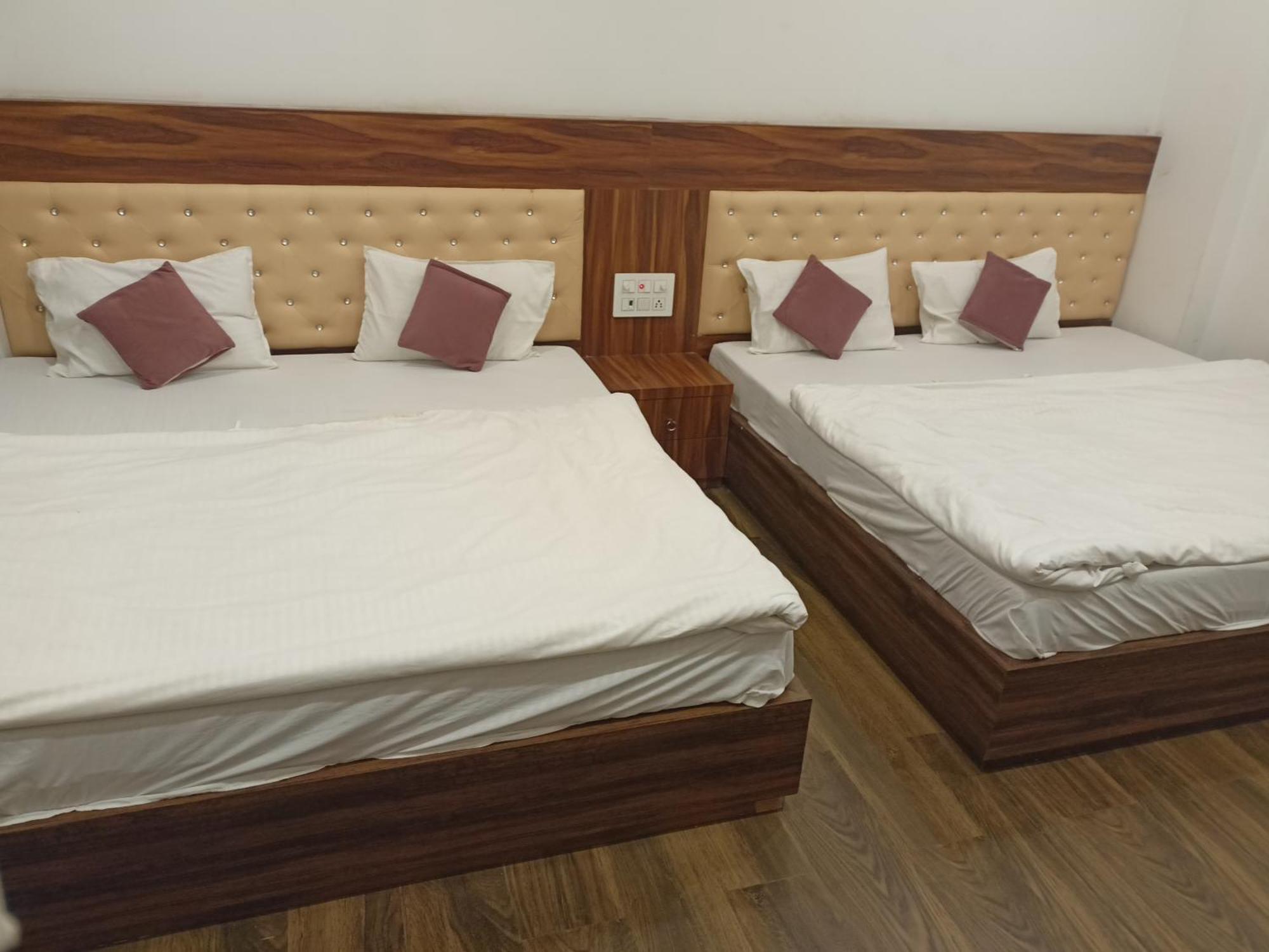 Shyam Stay Inn Govardhan Exterior foto